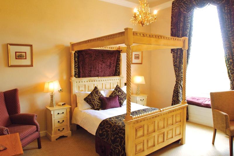 Waterton Park Hotel - Oda