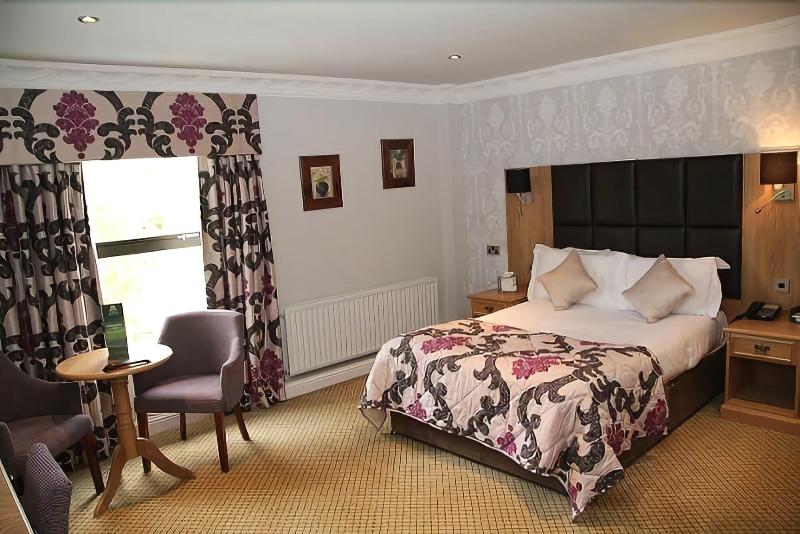 Waterton Park Hotel - Oda