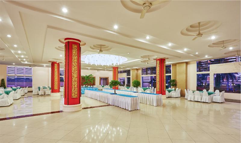 Eastern Grand Palace - Toplantı