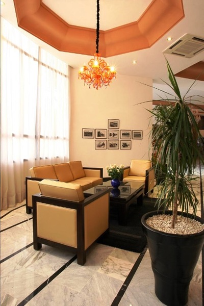 Meriem Hotel - Lobi