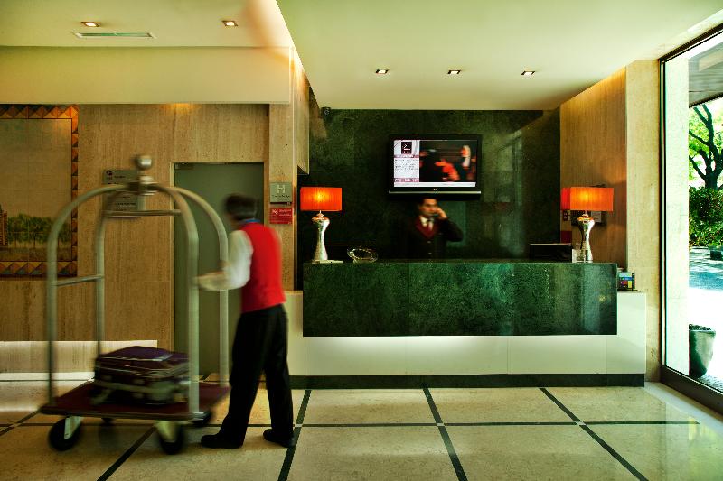Turim Iberia Hotel - Lobi