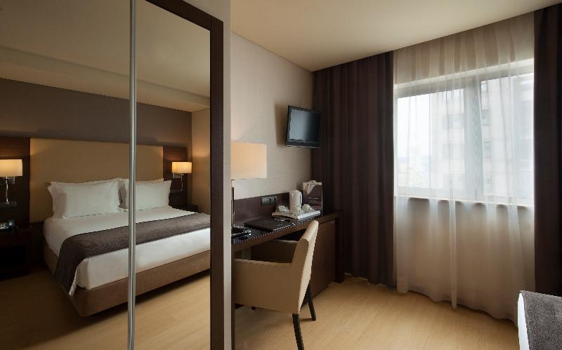 Turim Iberia Hotel - Oda