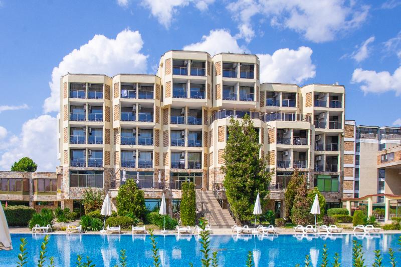 Amfibia Beach Complex - Genel
