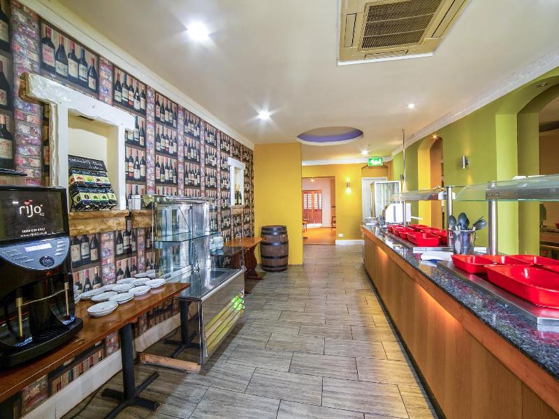 The Continental Hotel Derby - Bar