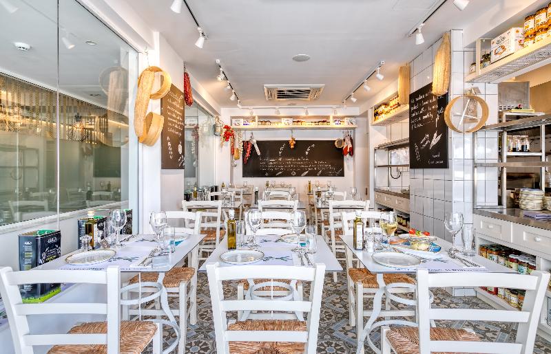 King Jason Protaras - Designed for adults - Restoran