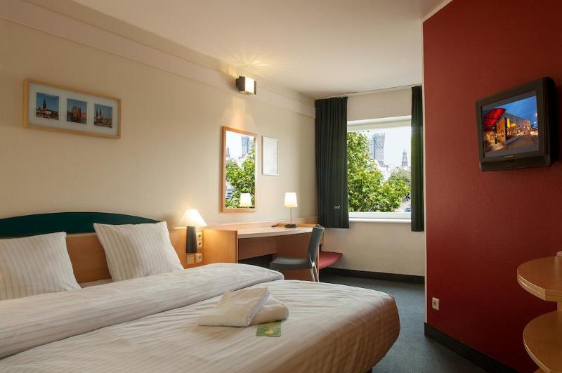 Egon Hotel Hamburg City - Genel