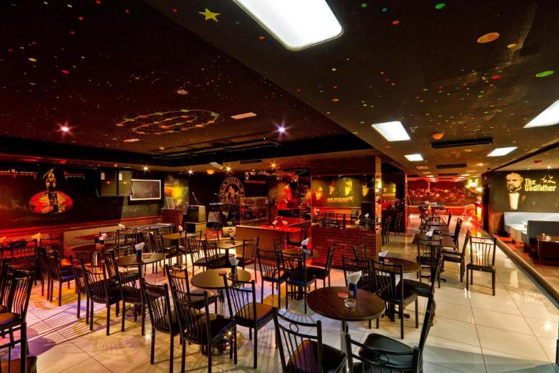 Avenue Hotel - Restoran