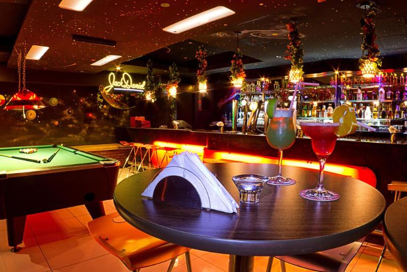 Avenue Hotel - Restoran