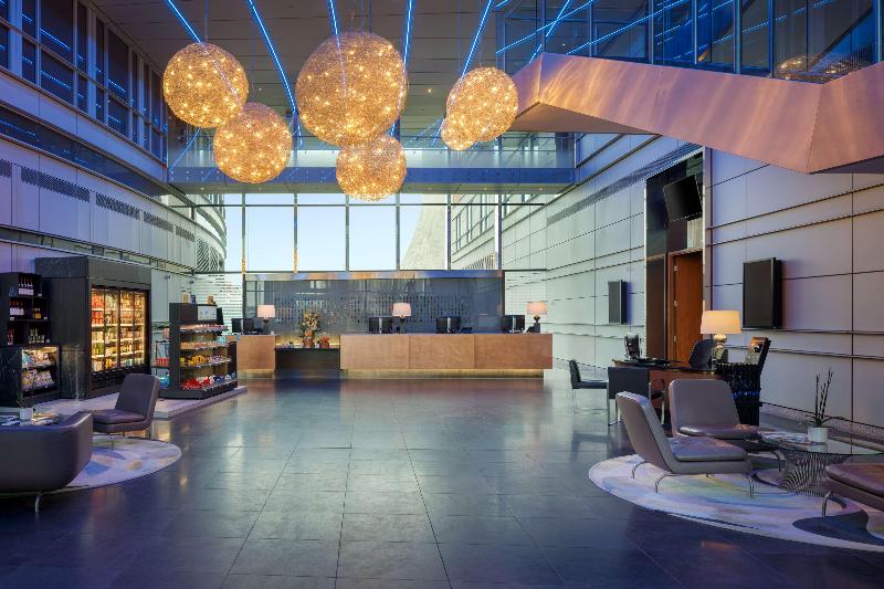 Radisson Blu Hotel, London Canary Wharf East - Lobi