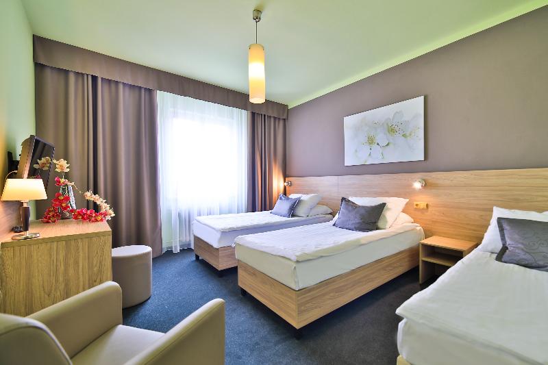Atlantic Hotel Prague - Genel