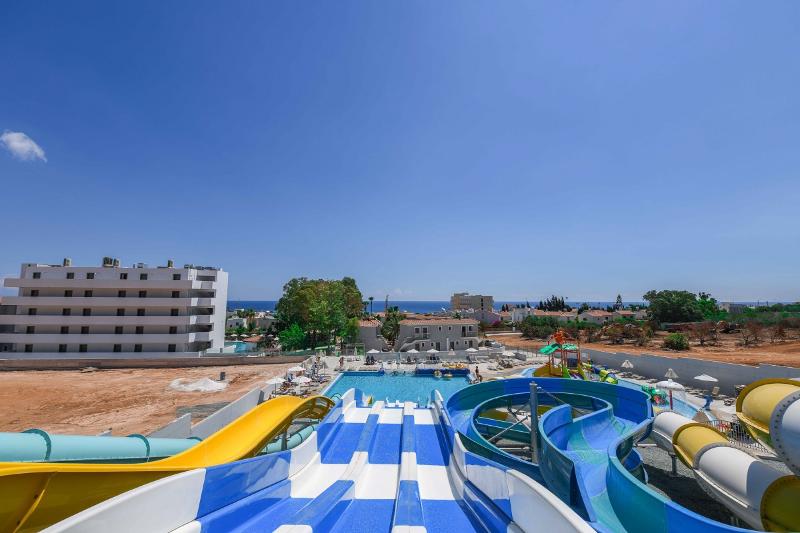 Narcissos Waterpark Resort - Genel