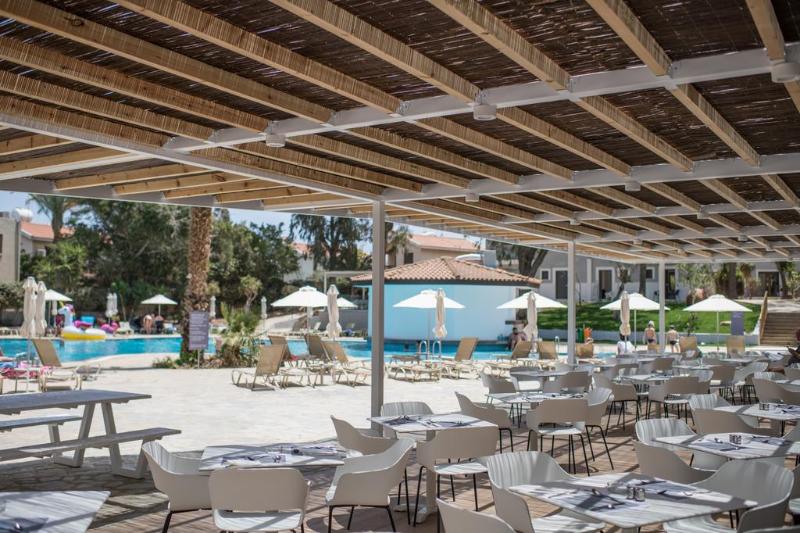 Narcissos Waterpark Resort - Teras