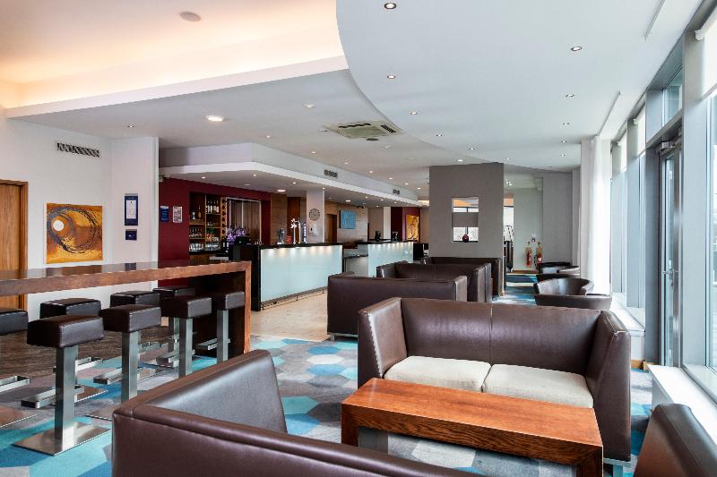 Holiday Inn Express Hamilton - Bar