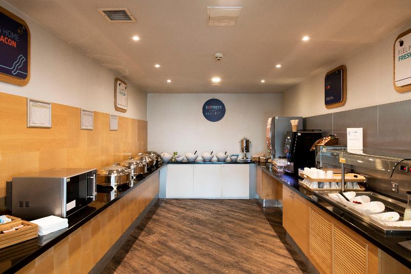 Holiday Inn Express Hamilton - Restoran