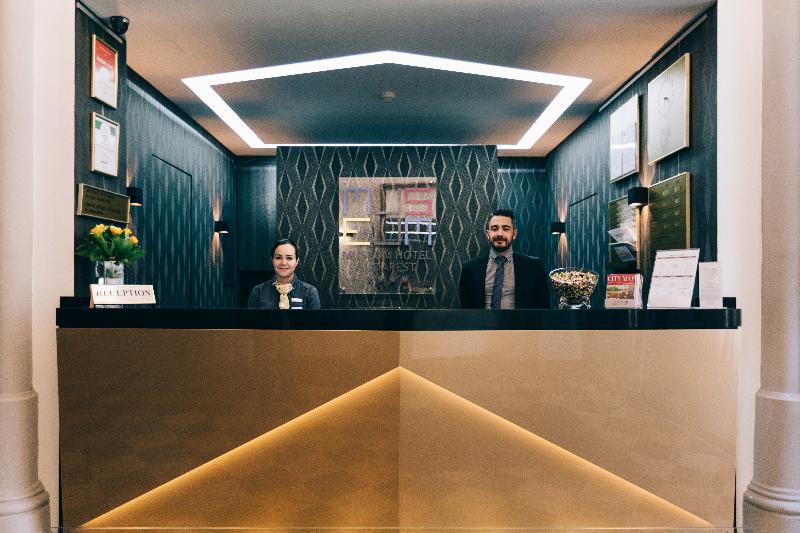 Hotel Museum Budapest - Lobi