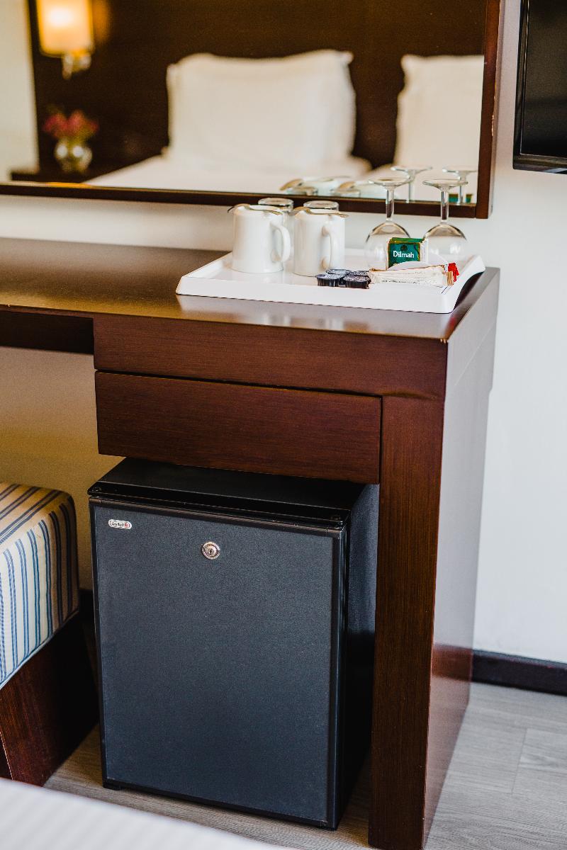 Napa Plaza Hotel - Oda