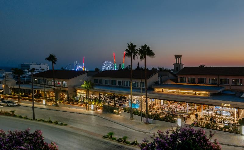 Napa Plaza Hotel - Restoran