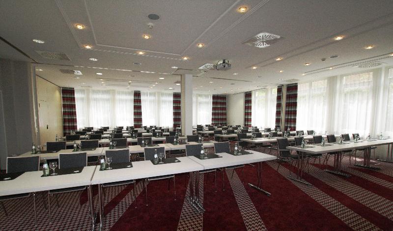 Sunday Hotel Frankfurt Airport - Neu-Isenburg - Toplantı
