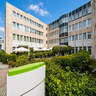 Sunday Hotel Frankfurt Airport - Neu-Isenburg otel fotoğrafı