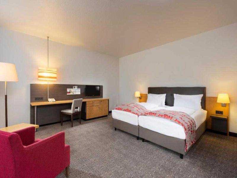 Sunday Hotel Frankfurt Airport - Neu-Isenburg - Oda