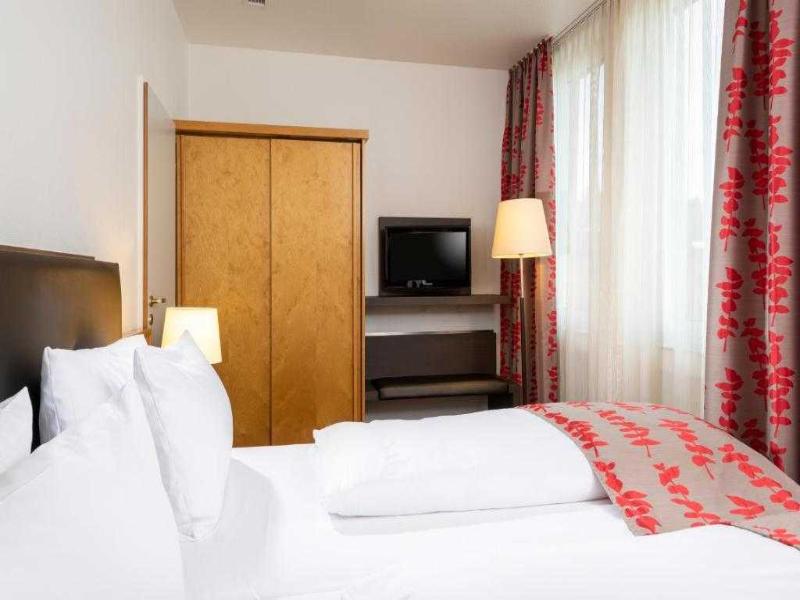 Sunday Hotel Frankfurt Airport - Neu-Isenburg - Oda