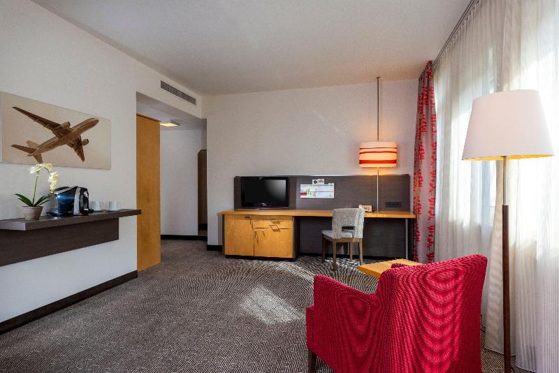 Sunday Hotel Frankfurt Airport - Neu-Isenburg - Oda