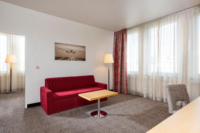 Sunday Hotel Frankfurt Airport - Neu-Isenburg - Oda