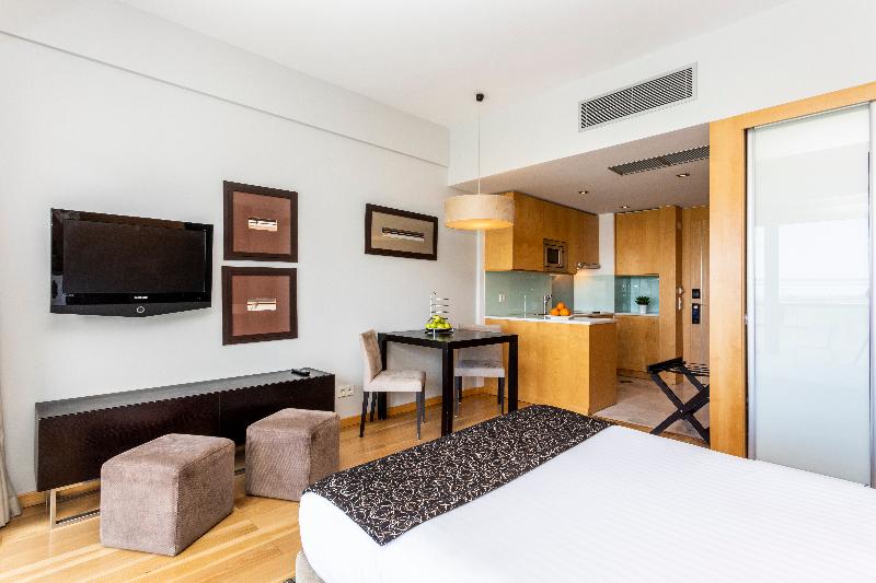Crowne Plaza Caparica Lisbon - Oda