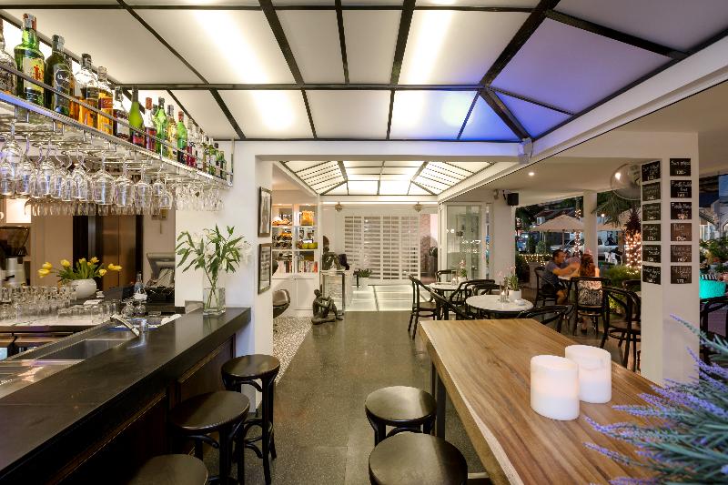 BYD Lofts Boutique Hotel & Apartments - Bar