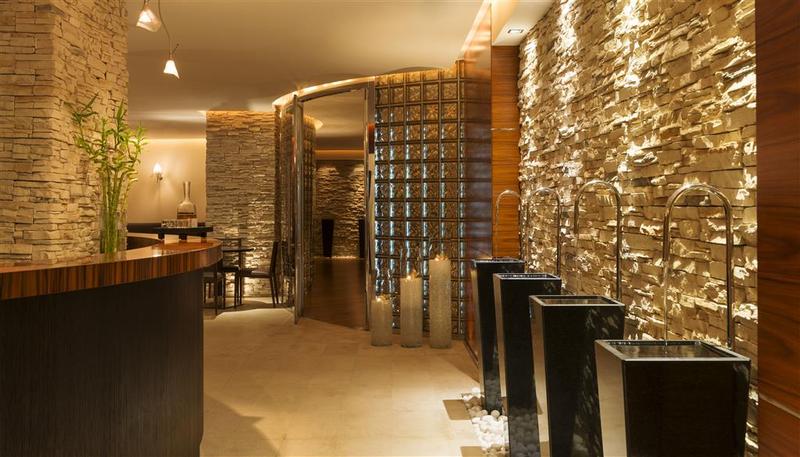 Westin Mina Seyahi Beach Resort & Marina - Genel