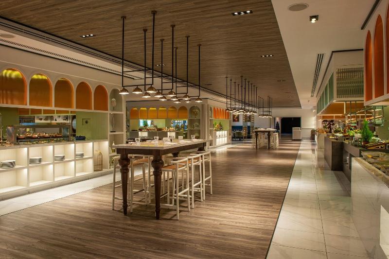 Westin Mina Seyahi Beach Resort & Marina - Oda