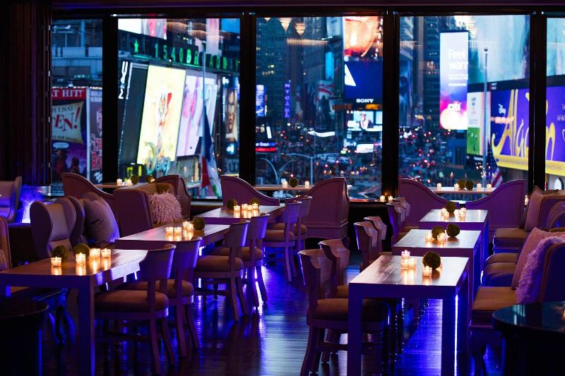 Renaissance New York Times Square Hotel - Lobi