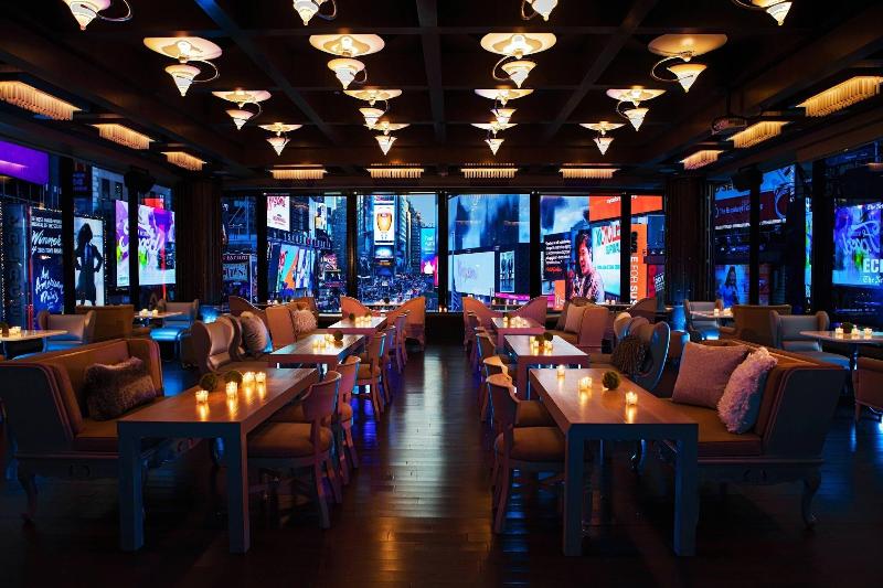 Renaissance New York Times Square Hotel - Lobi