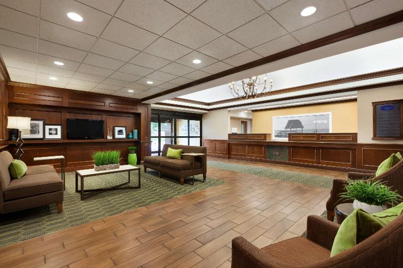Hampton Inn Long Island-Brookhaven - Lobi