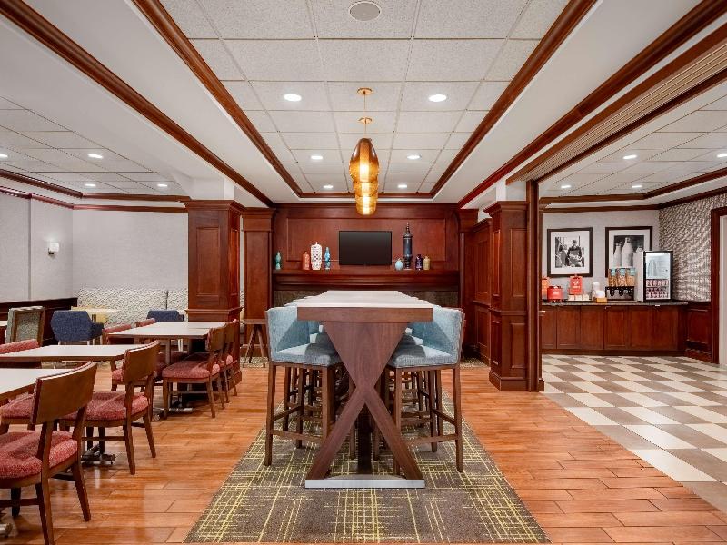 Hampton Inn Long Island-Brookhaven - Lobi