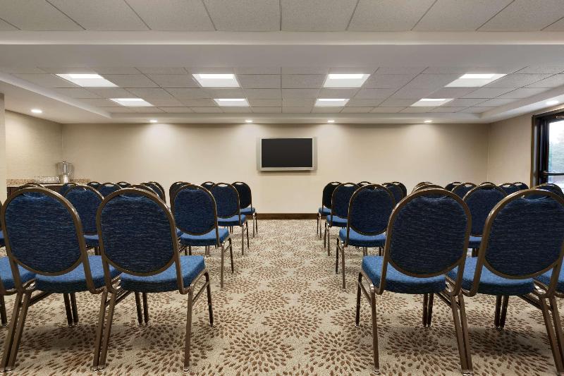 Hampton Inn Long Island-Brookhaven - Toplantı