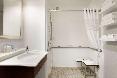 Hampton Inn Long Island-Brookhaven oda fotoğrafı