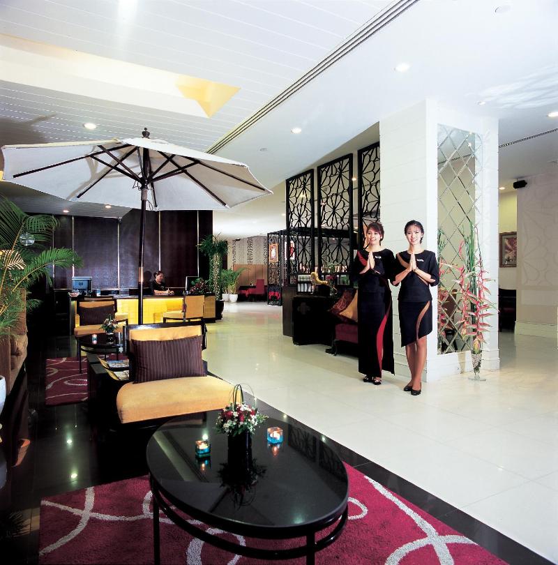 Furama Xclusive Sukhumvit Bangkok - Lobi