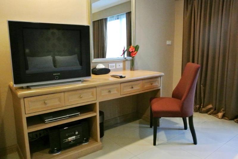 Furama Xclusive Sukhumvit Bangkok - Oda
