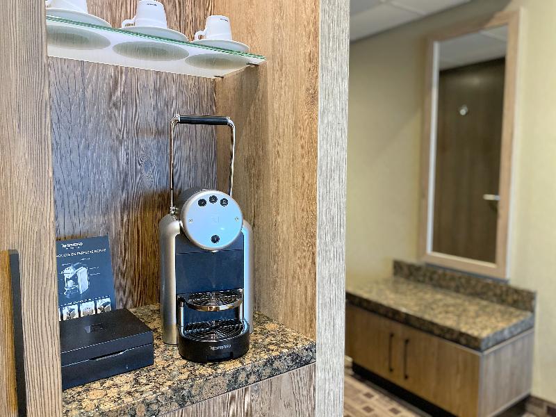 Xo Hotels Blue Tower - Oda