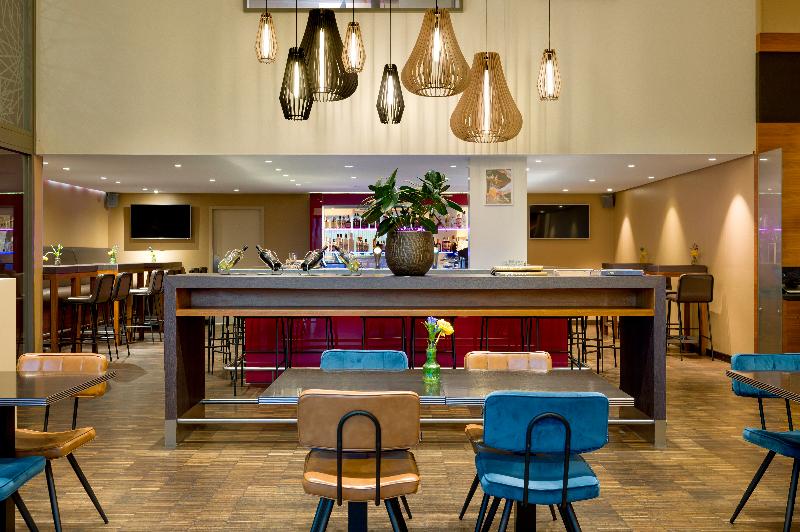 Mövenpick Hotel Amsterdam City Centre - Bar