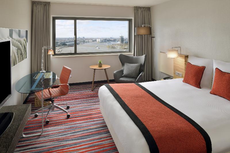 Mövenpick Hotel Amsterdam City Centre - Oda