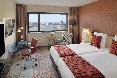 Mövenpick Hotel Amsterdam City Centre oda fotoğrafı