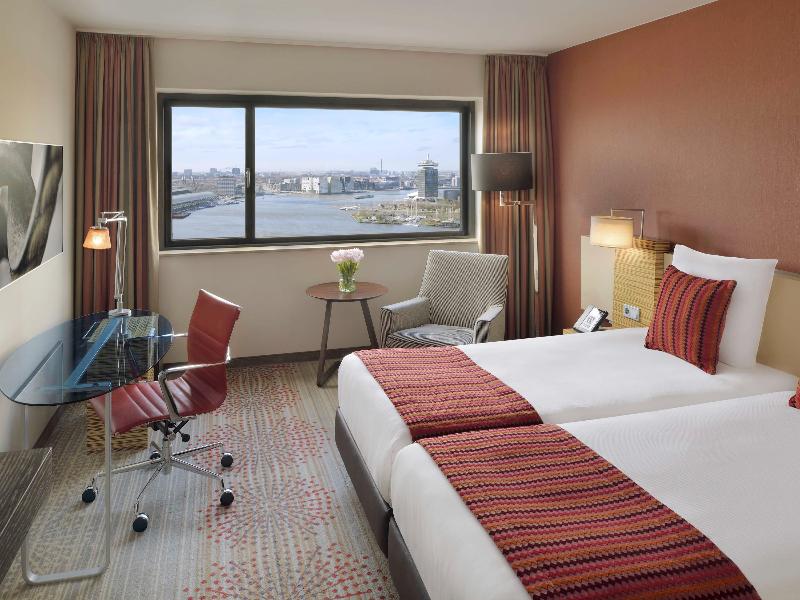 Mövenpick Hotel Amsterdam City Centre - Oda