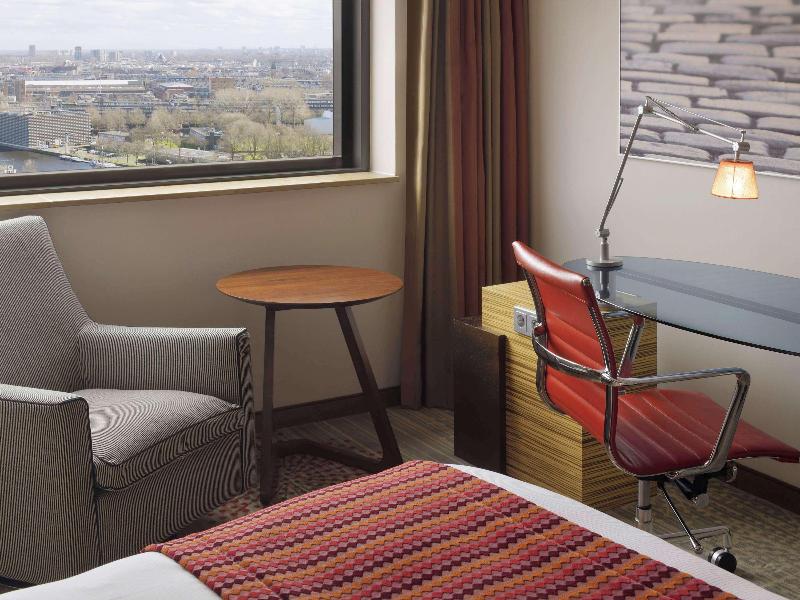Mövenpick Hotel Amsterdam City Centre - Oda