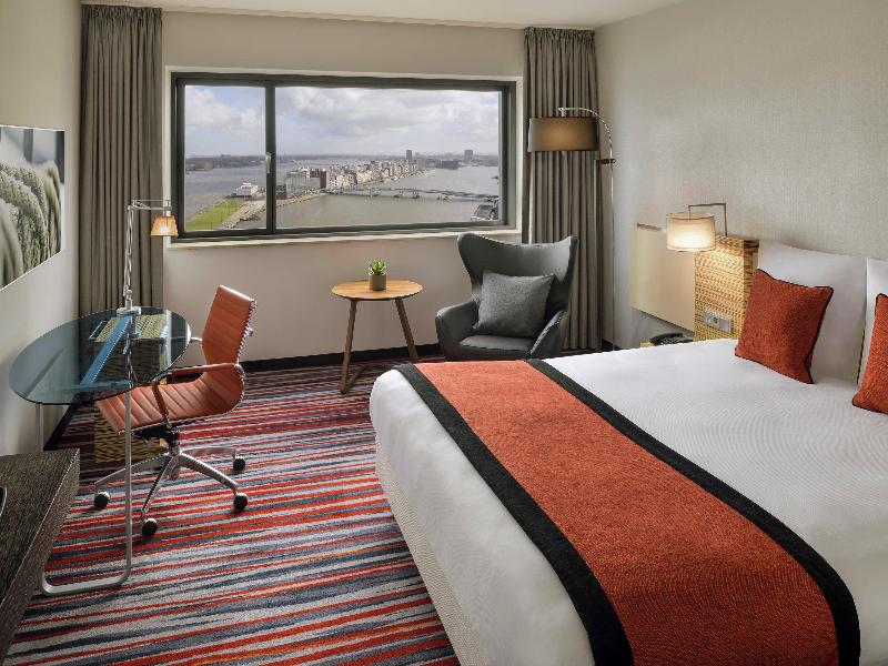 Mövenpick Hotel Amsterdam City Centre - Oda