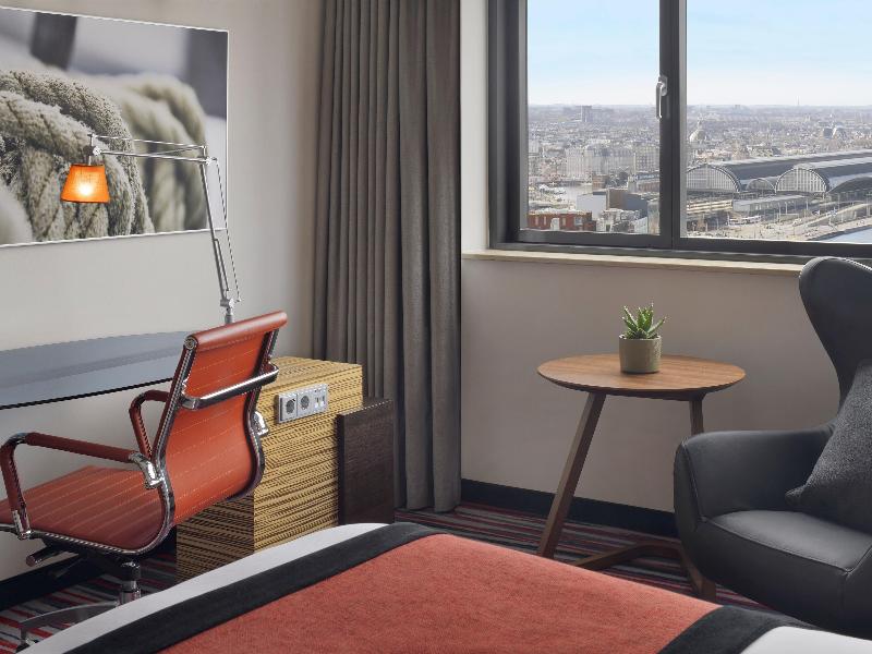 Mövenpick Hotel Amsterdam City Centre - Oda