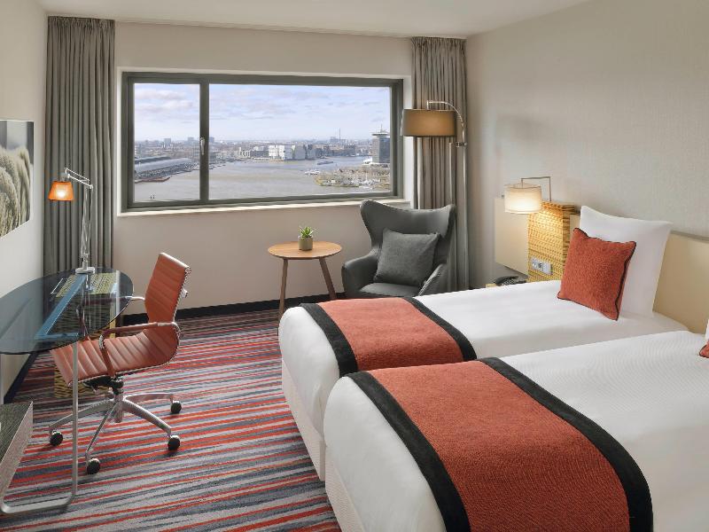 Mövenpick Hotel Amsterdam City Centre - Oda