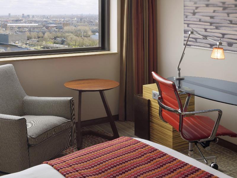 Mövenpick Hotel Amsterdam City Centre - Oda