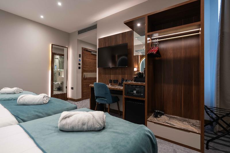 St Mark's Merit Hotels - Oda